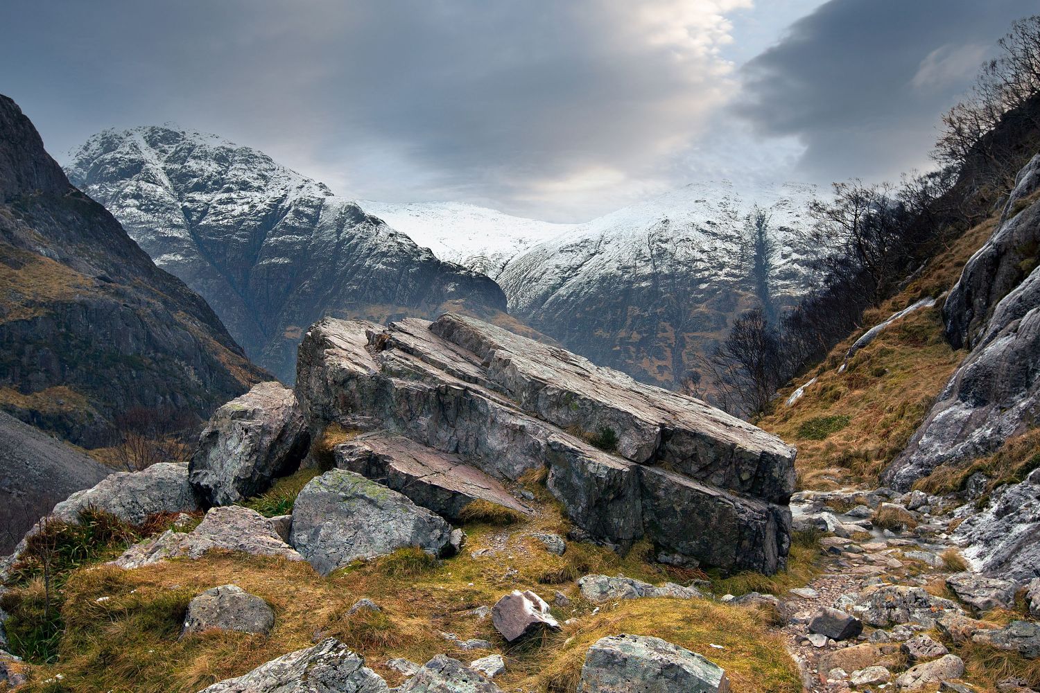 The Lost  Valley of Glencoe is a high level glen in the Bidean nam Biam mountains