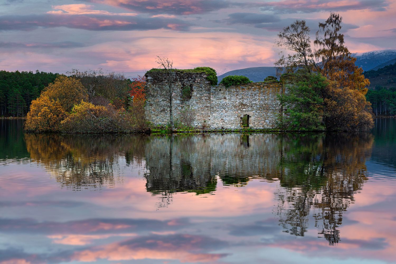 Loch an Eilein Castle close to Aviemore by Martin Lawrence