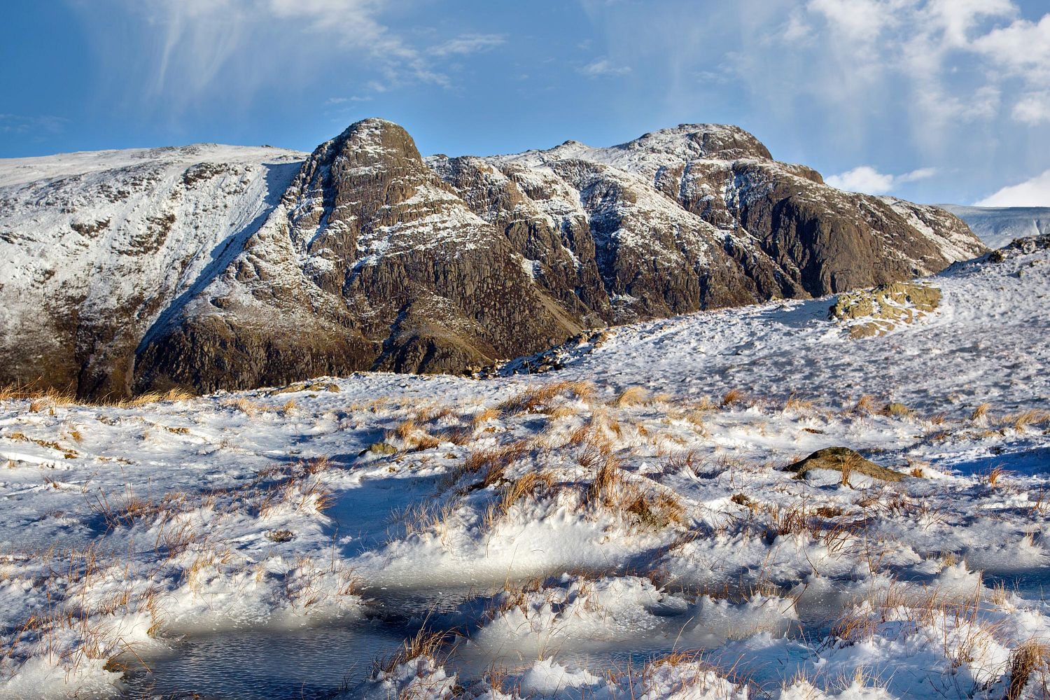 Pike O'Stickle from the path to Bowfell