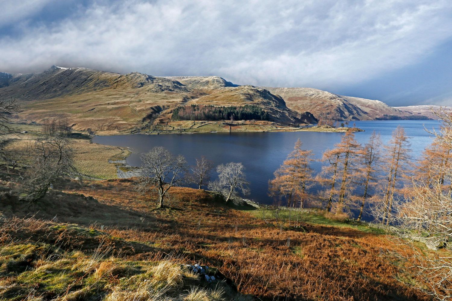 View across Haweswater to Kidsty Pike