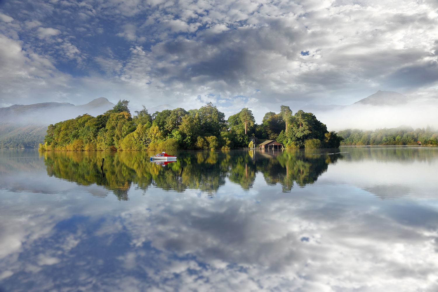 Derwent Isle Reflections on a beautiful autumn morning by Martin Lawrence